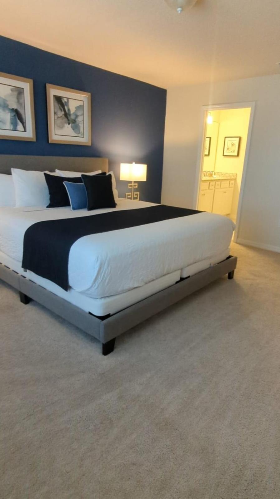 Villa Davenport! Near Disney! Private Pool - 5bth Davenport